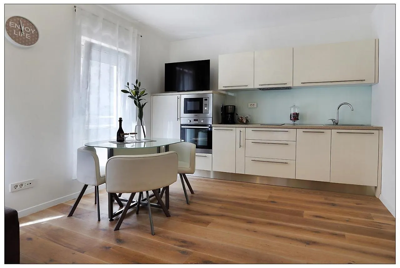 Amalija Apartment Split