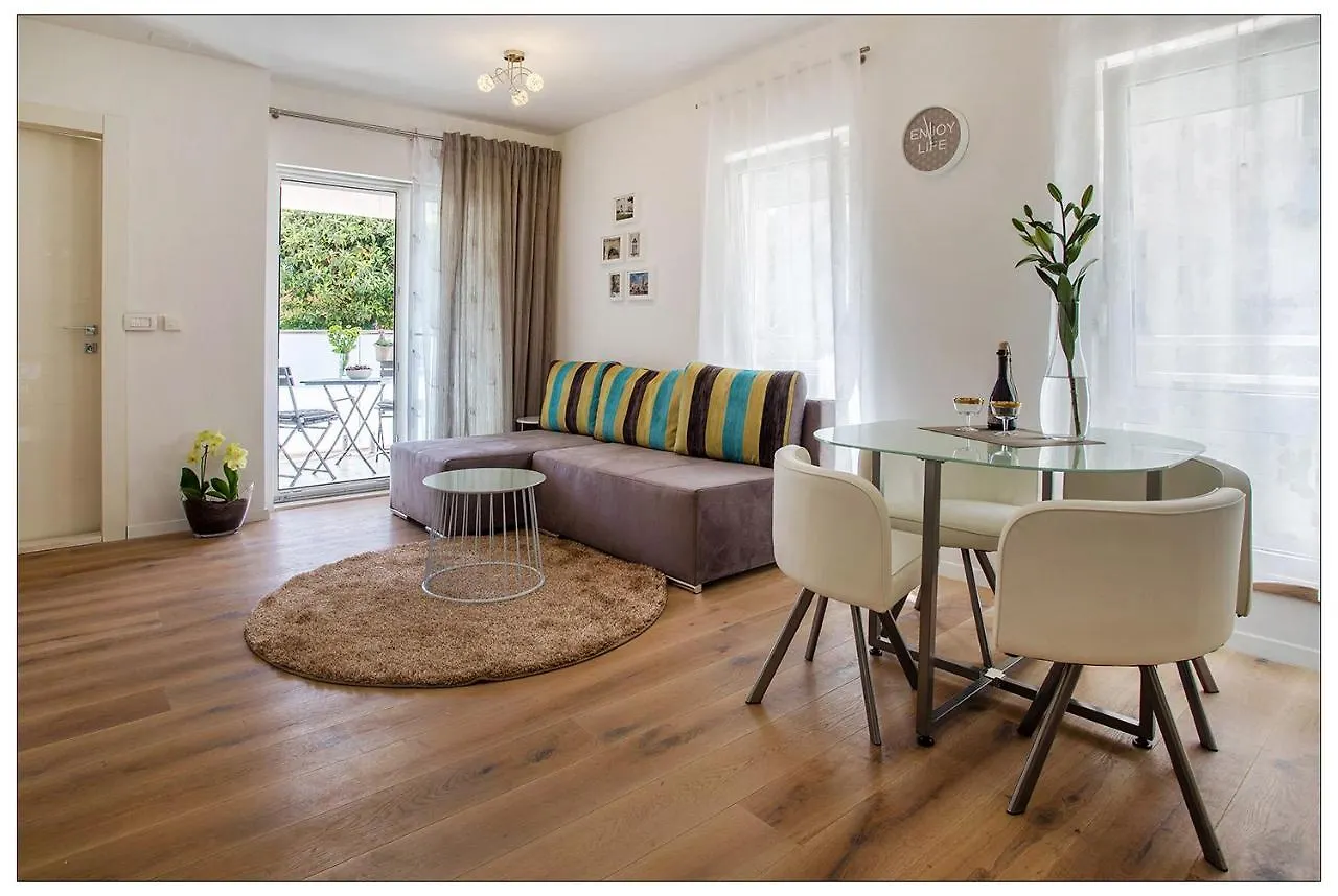 Amalija Apartment Split